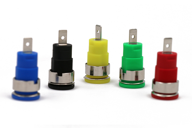 艾邁斯24.306 4mm免焊接M12安全面板插座4.8*0.8插片銅鍍鎳AMASS